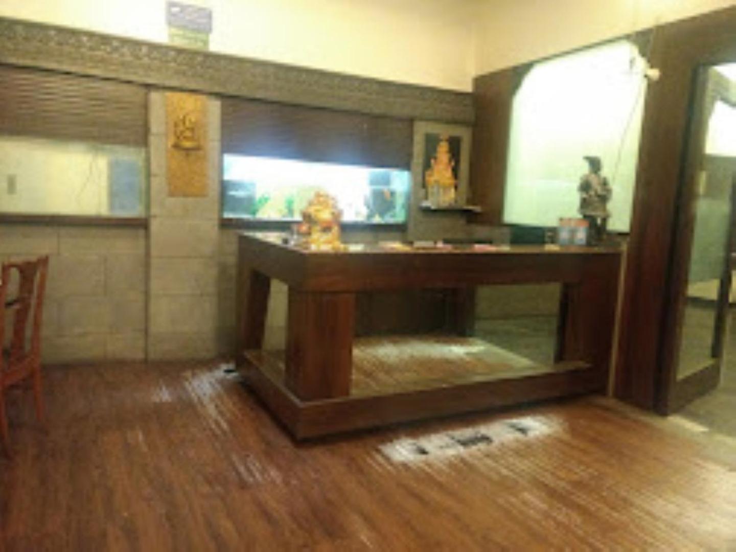 Hotel Maratha Palace,Satara Extérieur photo